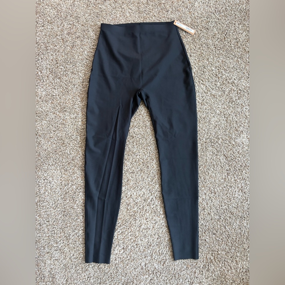 SKIMS BODY LEGGING